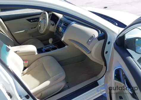 2014 Nissan Altima 2.5 S z USA, uszkodzony, nr VIN 1N4AL3AP3EC327626